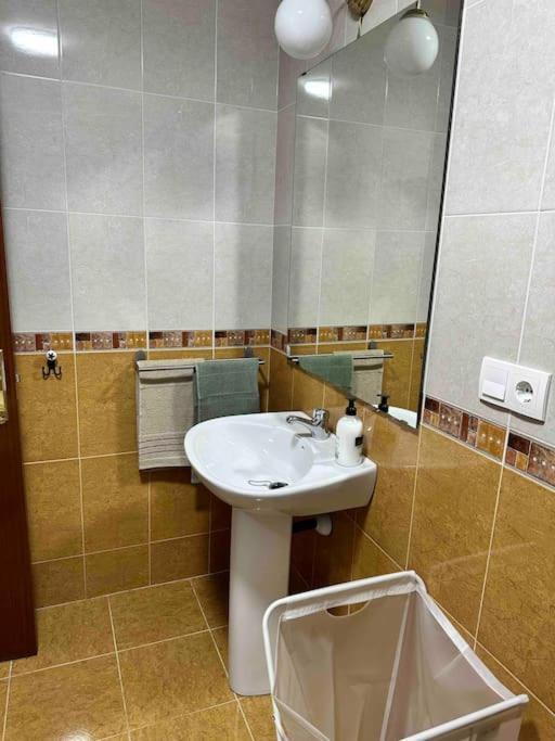 Apartamento Con Vistas A La Montana 因菲耶斯托 外观 照片